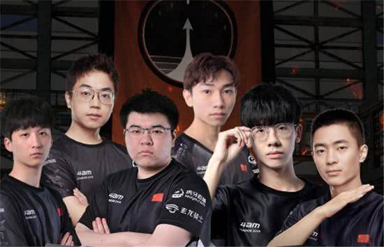 目的层出不 目的层出不