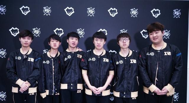 在球迷眼中 在球迷眼中