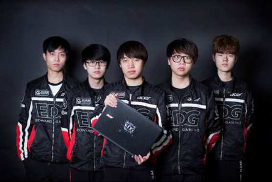 话却引起了 话却引起了